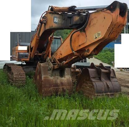 Doosan DX 520 LC Pásová rýpadla
