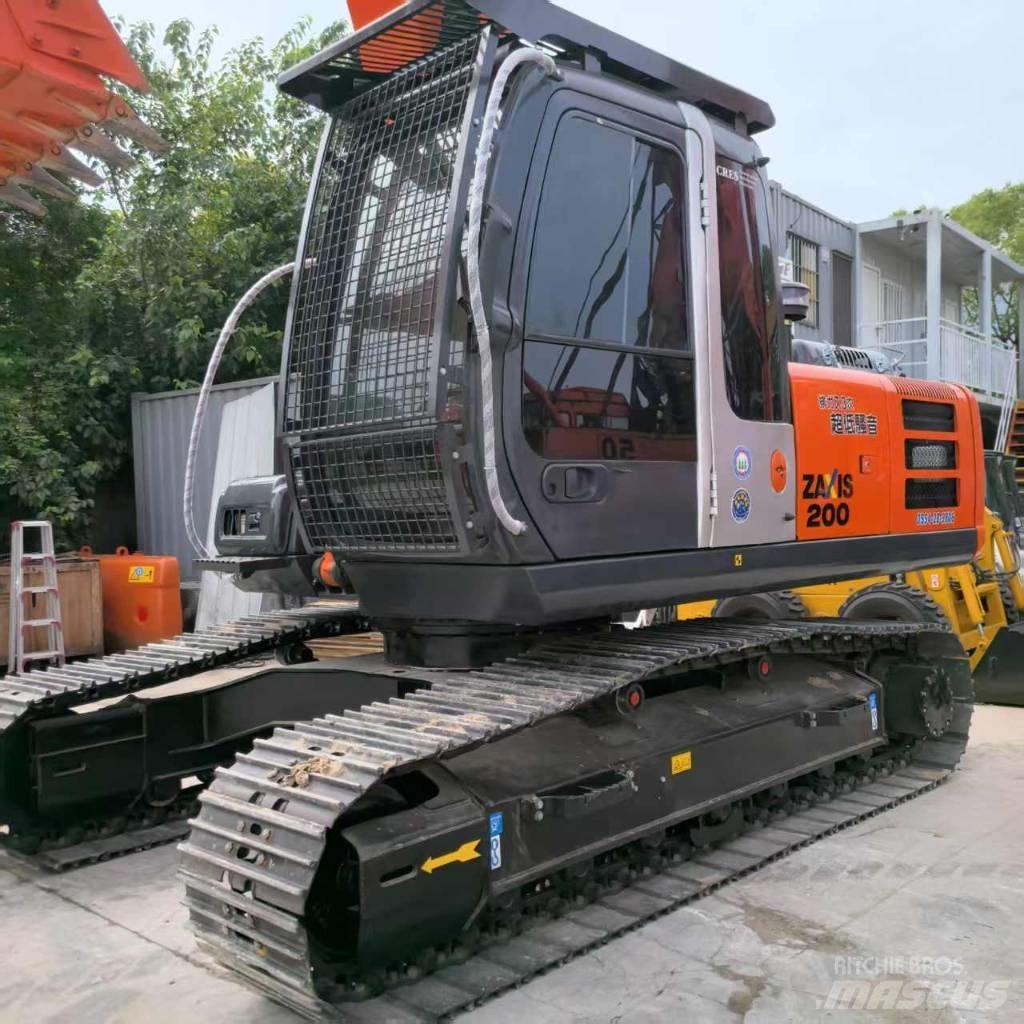 Hitachi ZX 200-3 G Pásová rýpadla