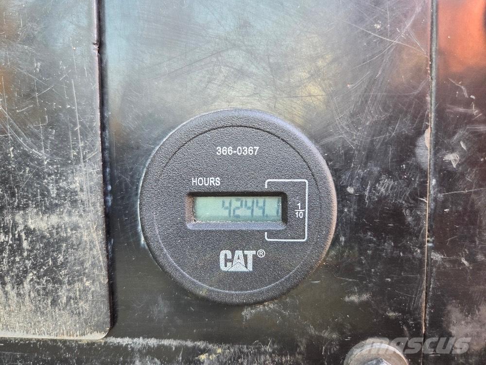 CAT 308E2 Midi rýpadla 7t - 12t