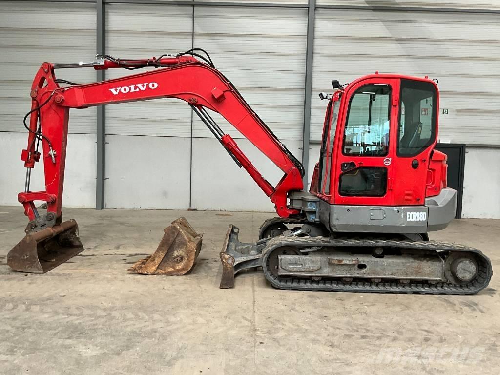 Volvo ECR 88 D Midi rýpadla 7t - 12t