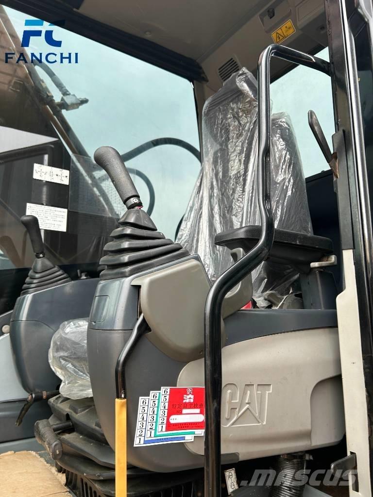 CAT 320d2 Pásová rýpadla