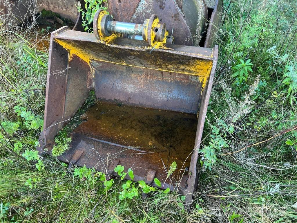 JCB JS 220 LR Pásová rýpadla