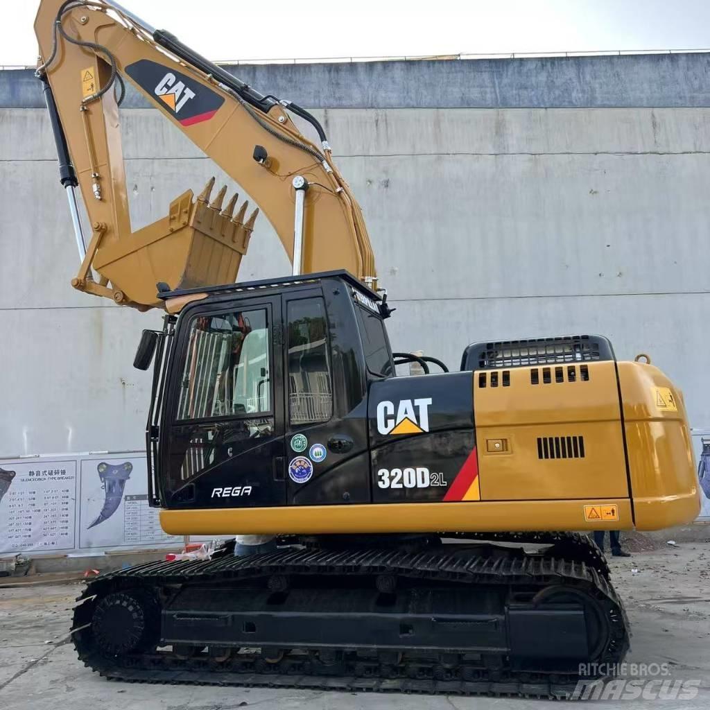 CAT 320 D2 Pásová rýpadla