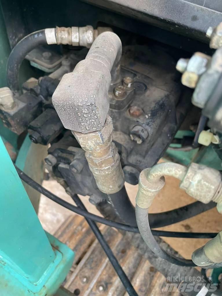 Kobelco SK 75 Pásová rýpadla