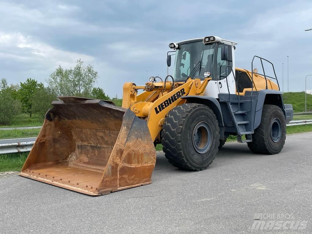 Liebherr L580 Kolové nakladače