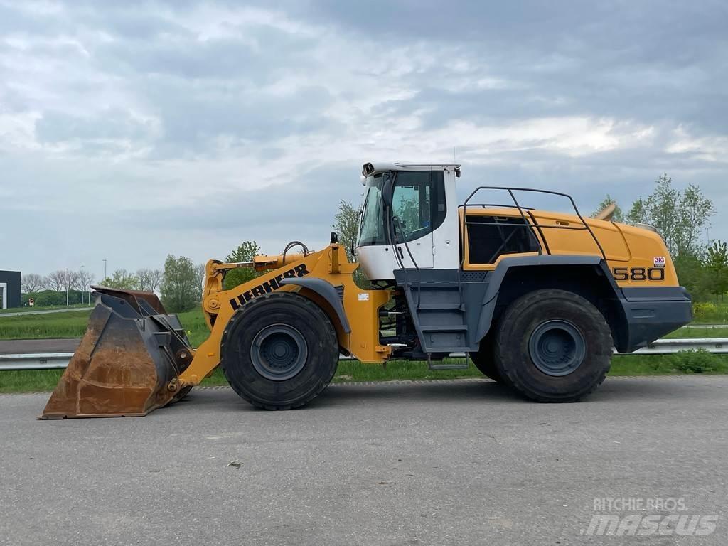 Liebherr L580 Kolové nakladače