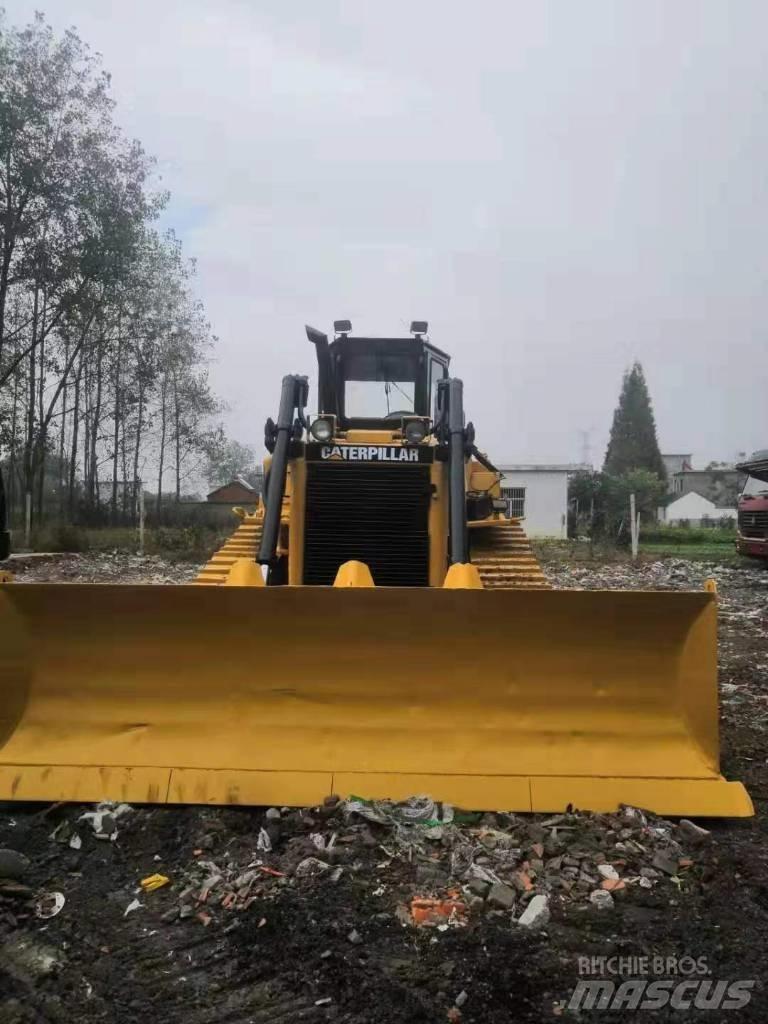 CAT D 6 H Pásové dozery