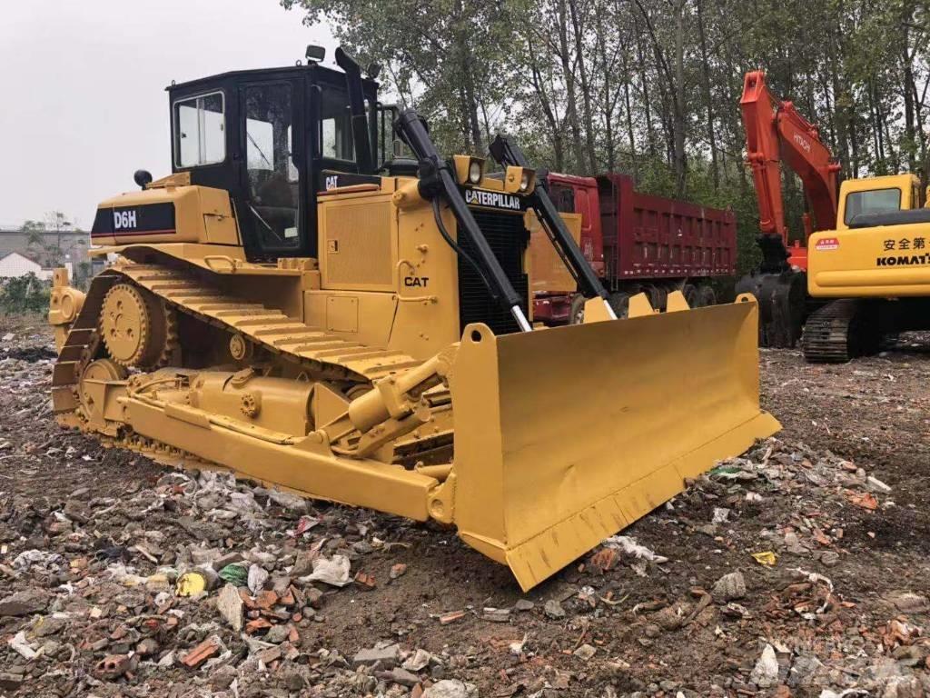 CAT D 6 H Pásové dozery