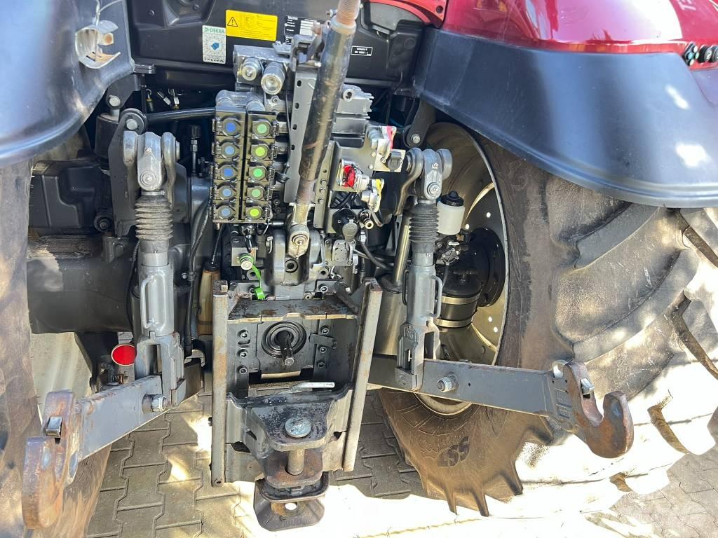 Valtra T 174 Versu Traktory