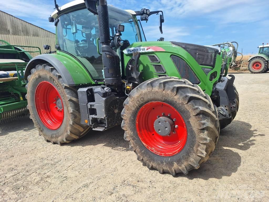Fendt 718 Traktory