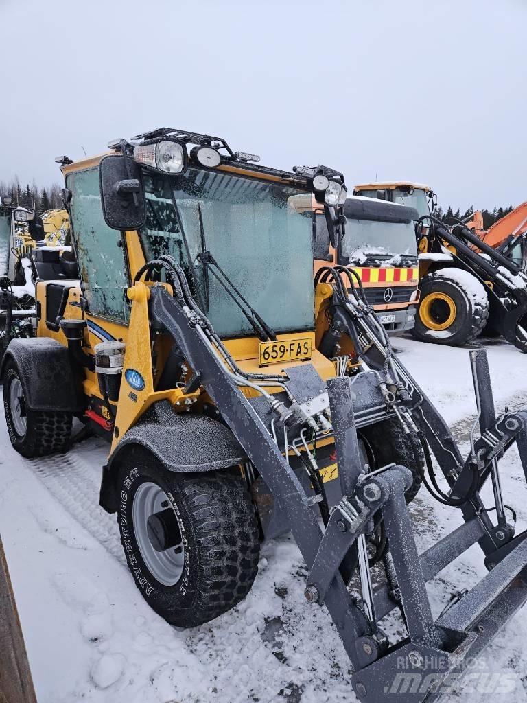 Wille 465 Kompaktní traktory