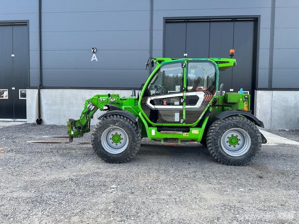 Merlo TF 38 Teleskopické manipulátory