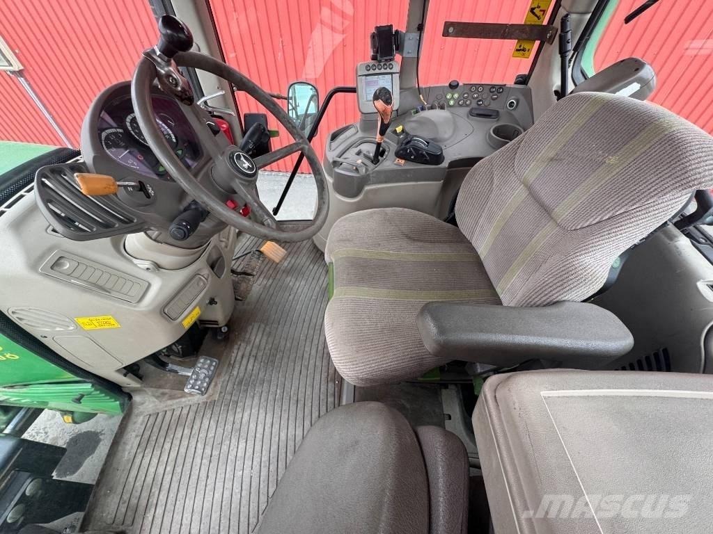 John Deere 6430 Traktory