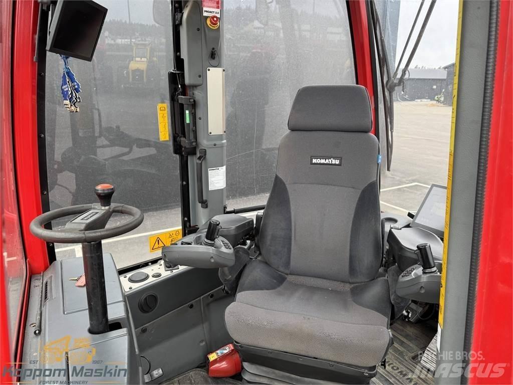 Komatsu 895 Vyvážecí traktory