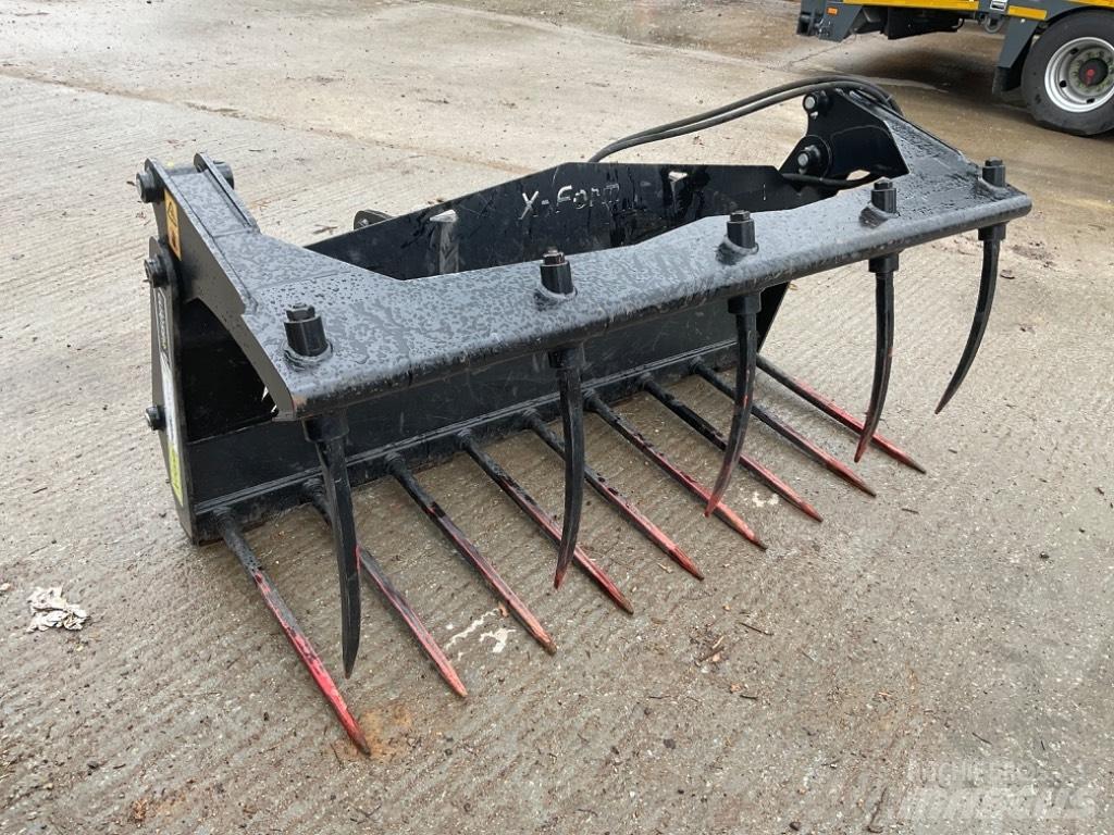 Manitou X-form Další nakladače, rypadla a příslušenství