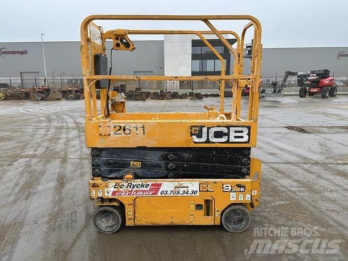 JCB S1930E Další zvedače a plošiny