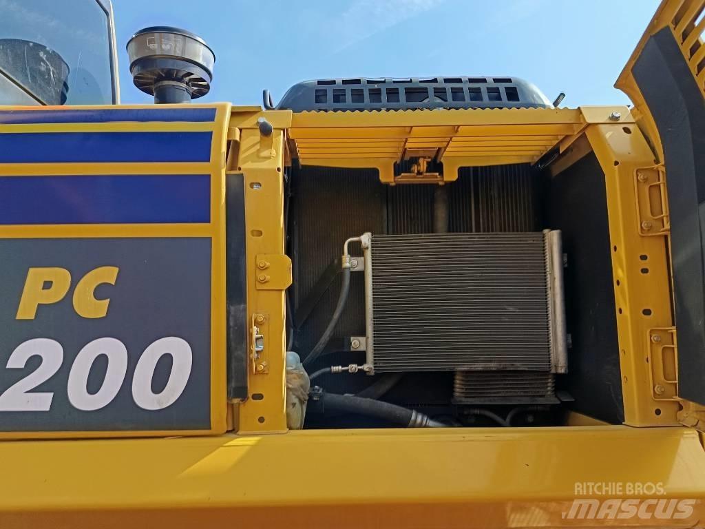 Komatsu PC200 Midi rýpadla 7t - 12t