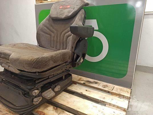 Valtra N 163 chair Kabiny a interiér