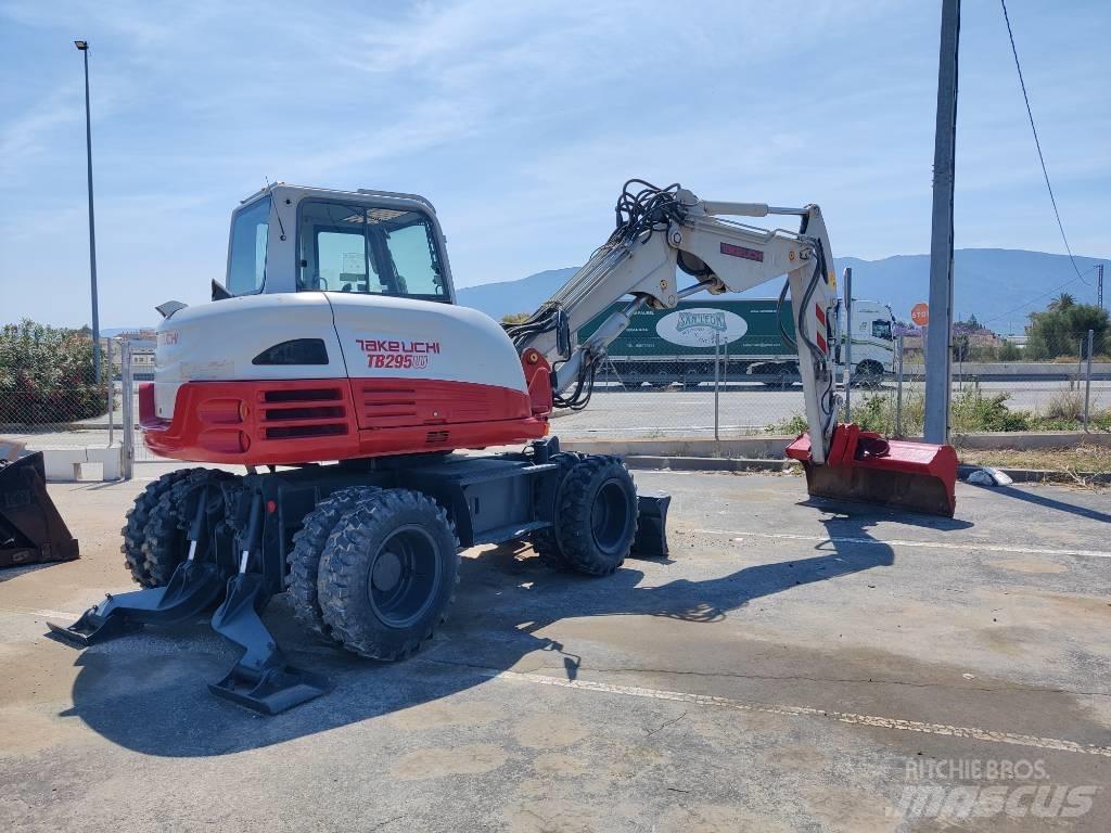 Takeuchi TB 295 W Kolová rýpadla