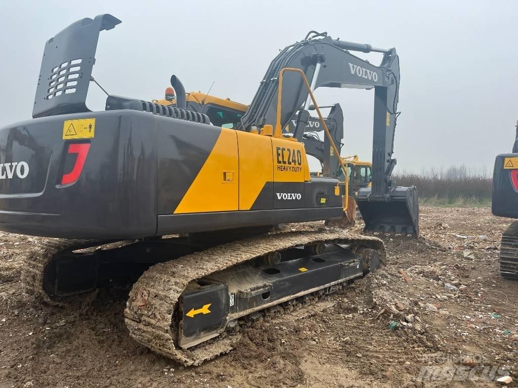 Volvo EC240BLC Pásová rýpadla
