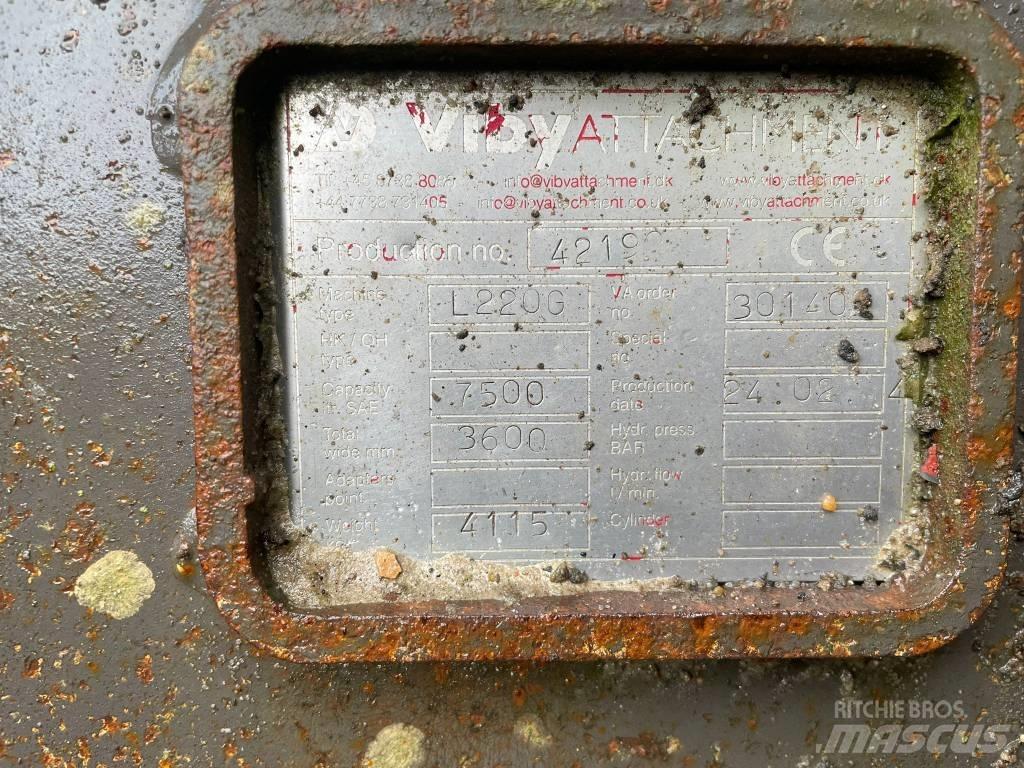 Volvo L220G Kolové nakladače