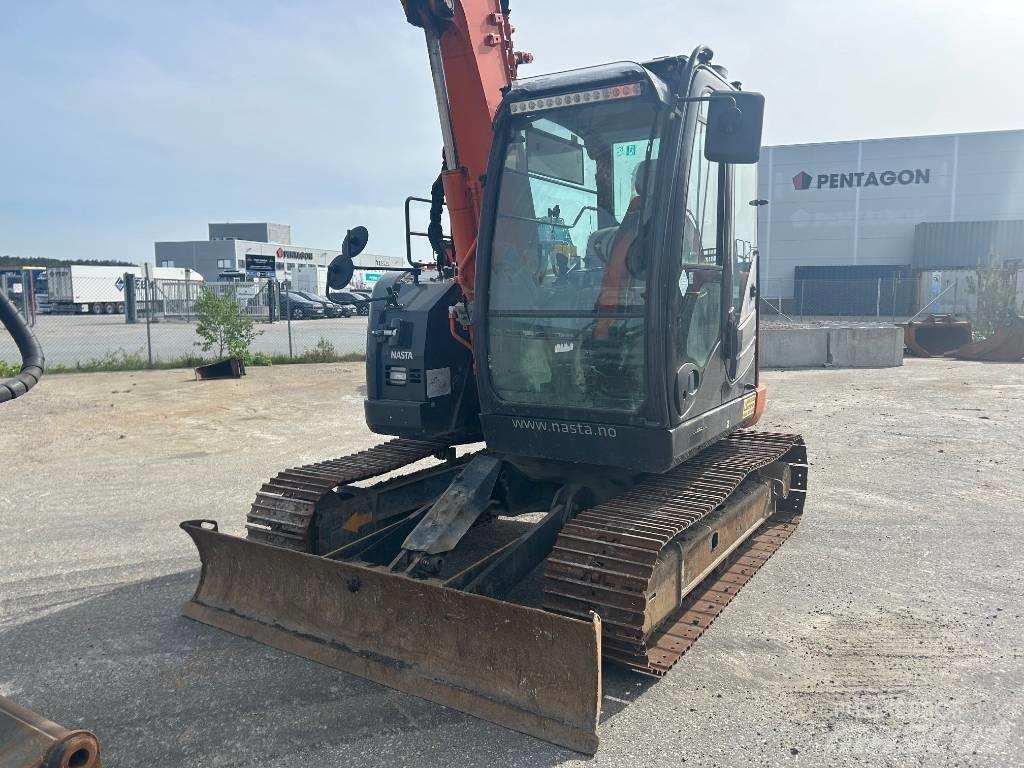 Hitachi ZX85US-5 Midi rýpadla 7t - 12t