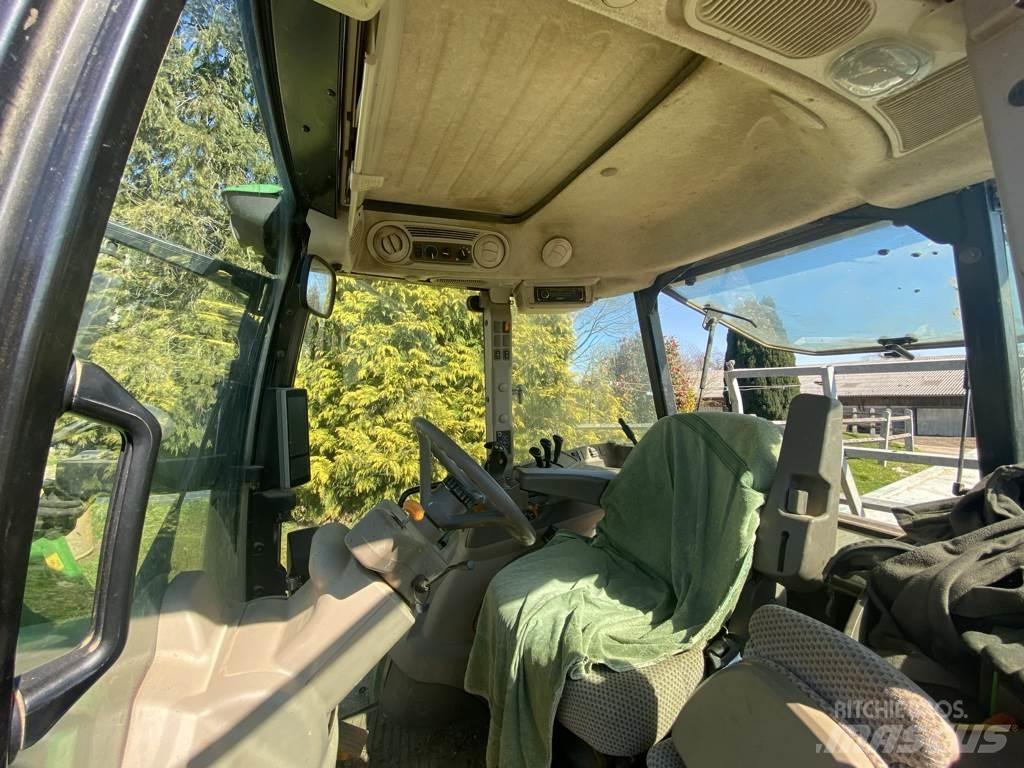 John Deere 5100 R Traktory