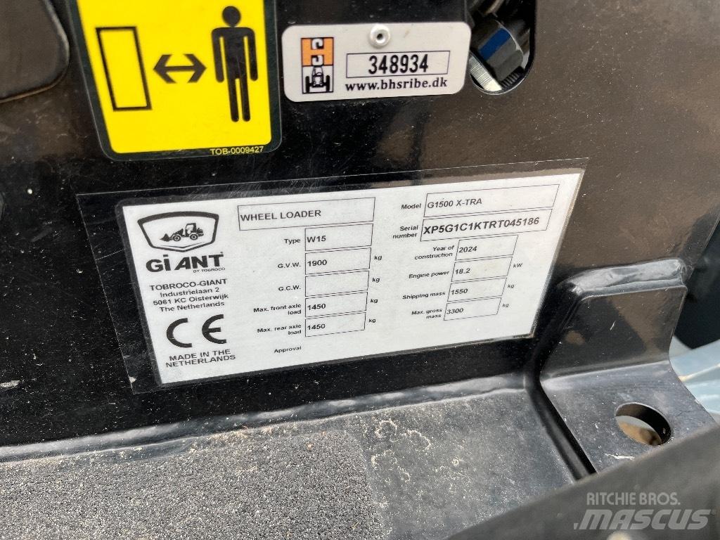 GiANT G 1500 X-tra Kolové nakladače