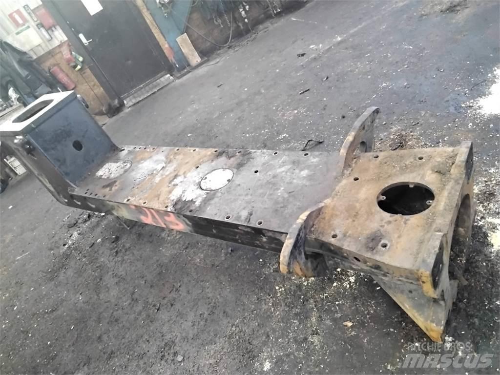 Komatsu 895 Další komponenty