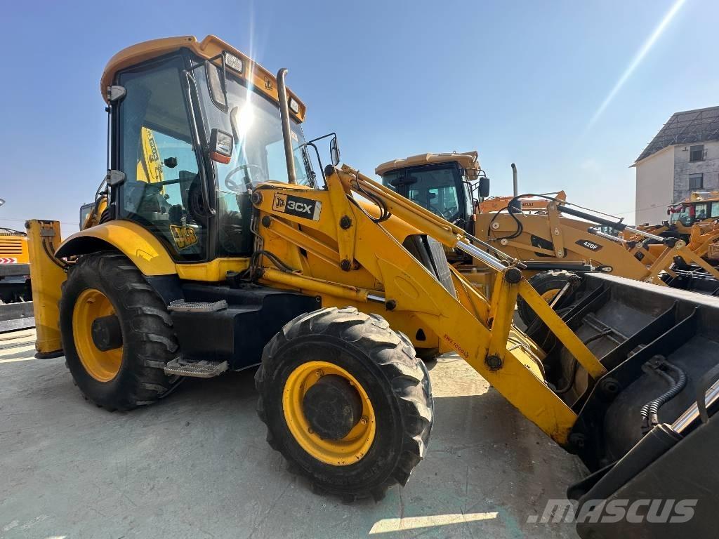 JCB 3 CX Rýpadlo-nakladače