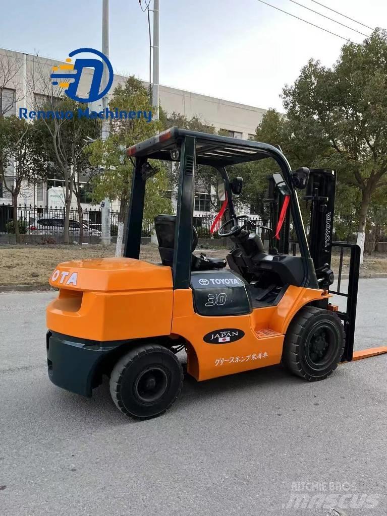 Toyota FD 30 Dieselové vozíky