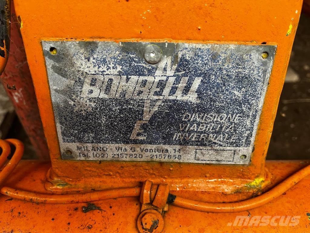  BOMBELLI LAMA 3 MT Sněžné pluhy, přední sněhové radlice