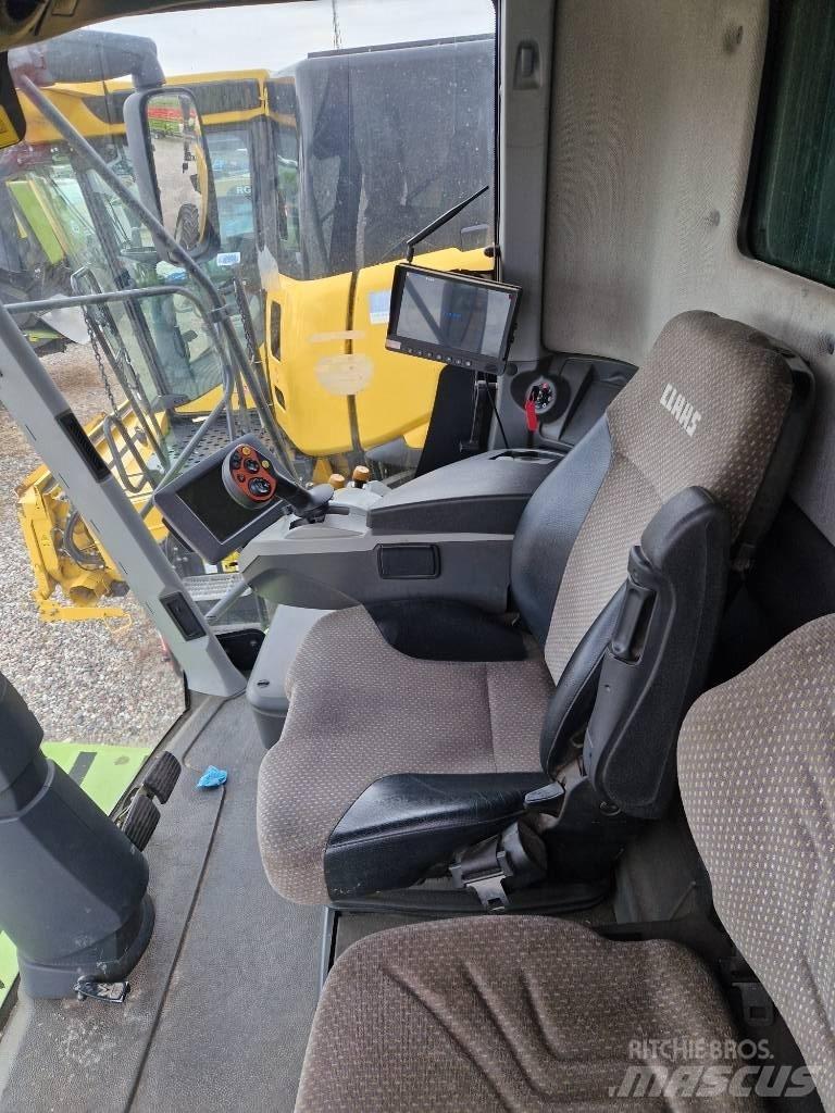 CLAAS Lexion 670 Sklízecí mlátičky