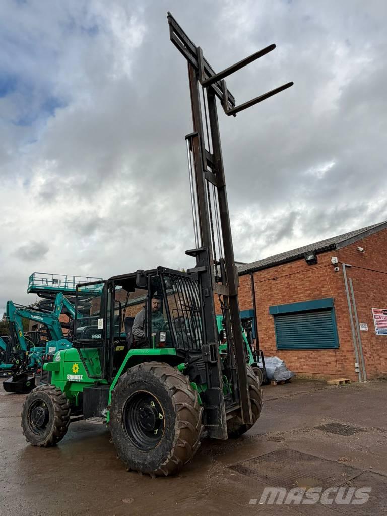 JCB 926 Dieselové vozíky