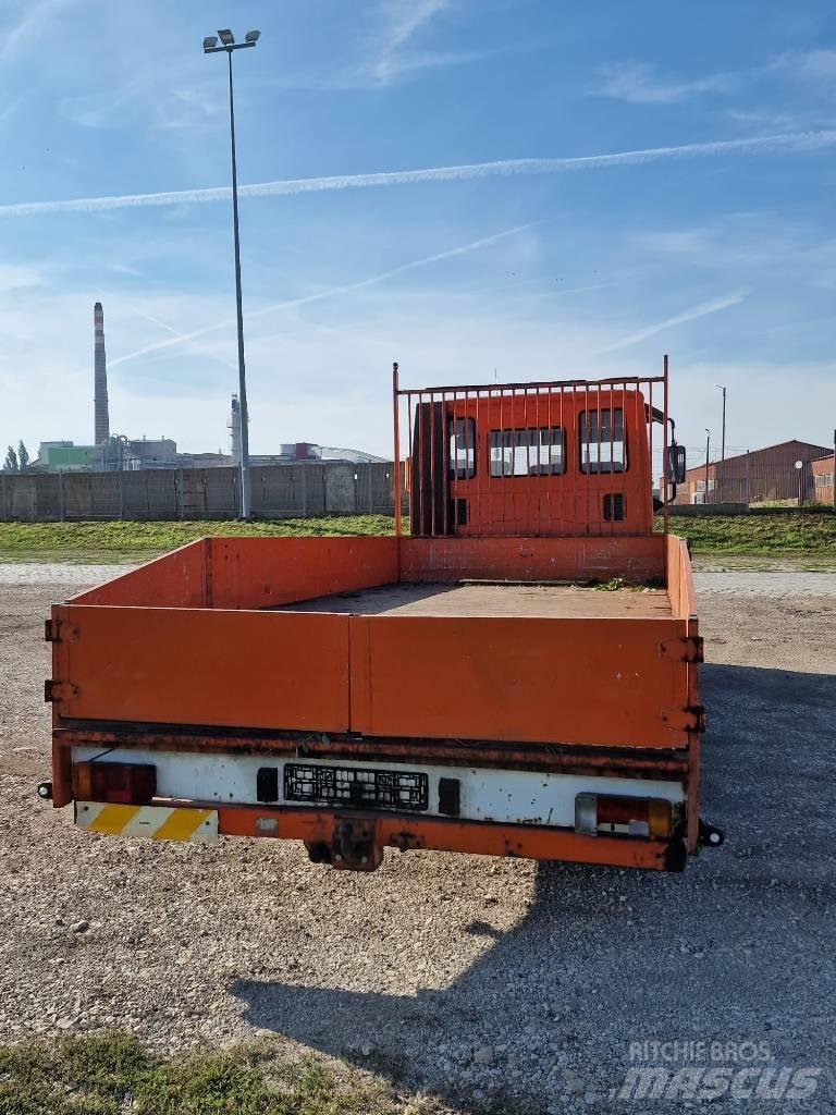 Iveco Eurocargo Valníky/Sklápěcí bočnice