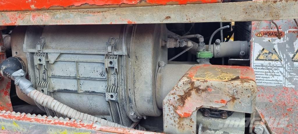 Sandvik LH 307 Podzemní nakladače