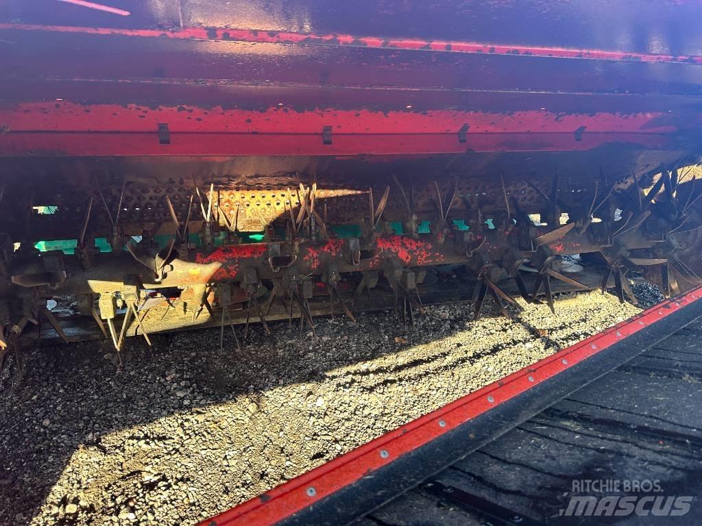 Kverneland 4032 C BX Kondicionér žacího stroje
