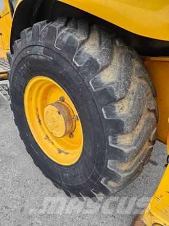 JCB 3 CX Rýpadlo-nakladače