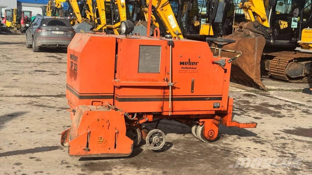 Weber SF253 Drtiče asfaltu