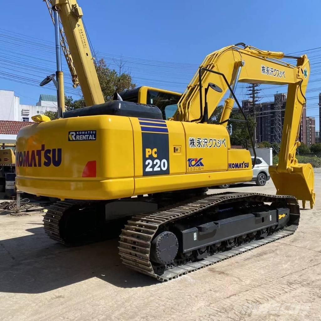 Komatsu PC 220 Pásová rýpadla
