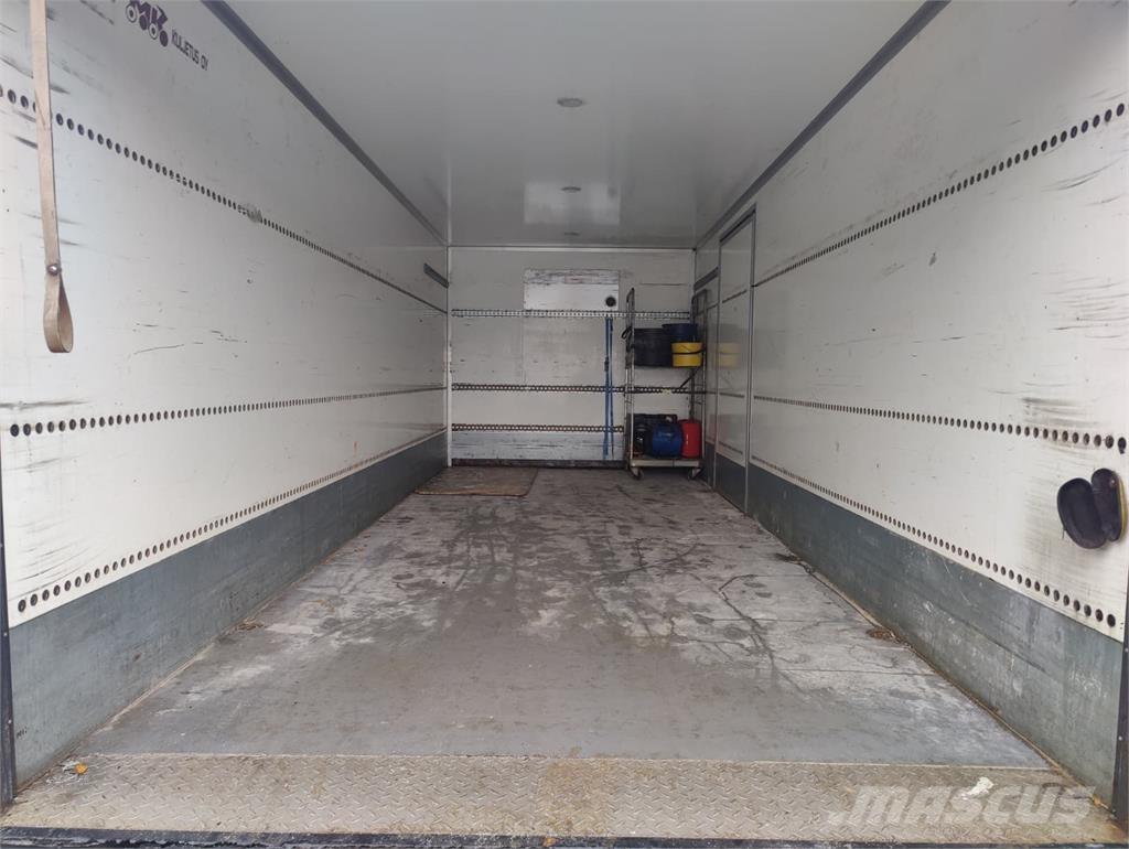 Volvo FL 250 Skříňová nástavba