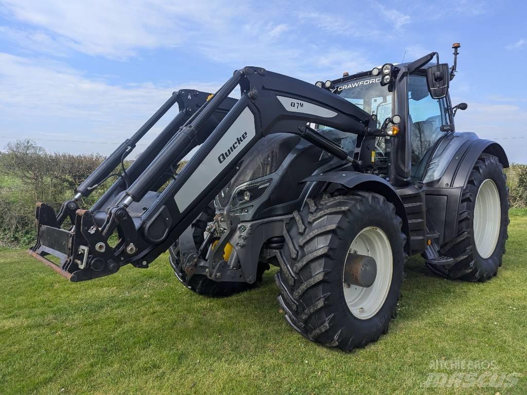 Valtra T 254 Traktory