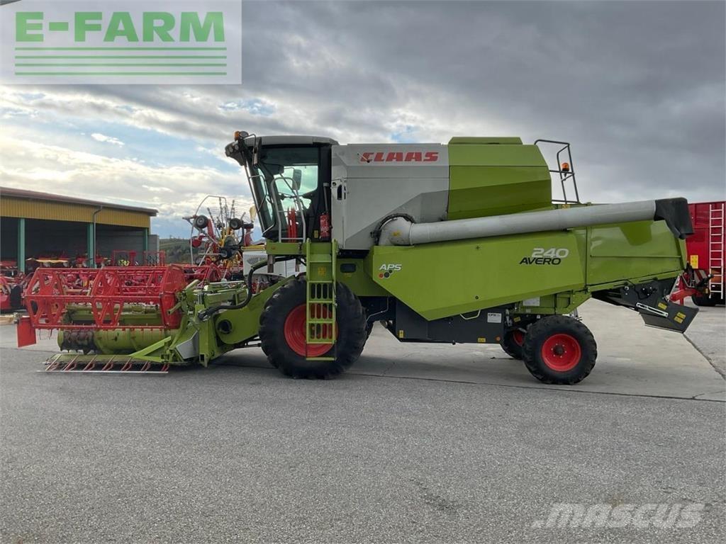 CLAAS AVERO 240 Sklízecí mlátičky