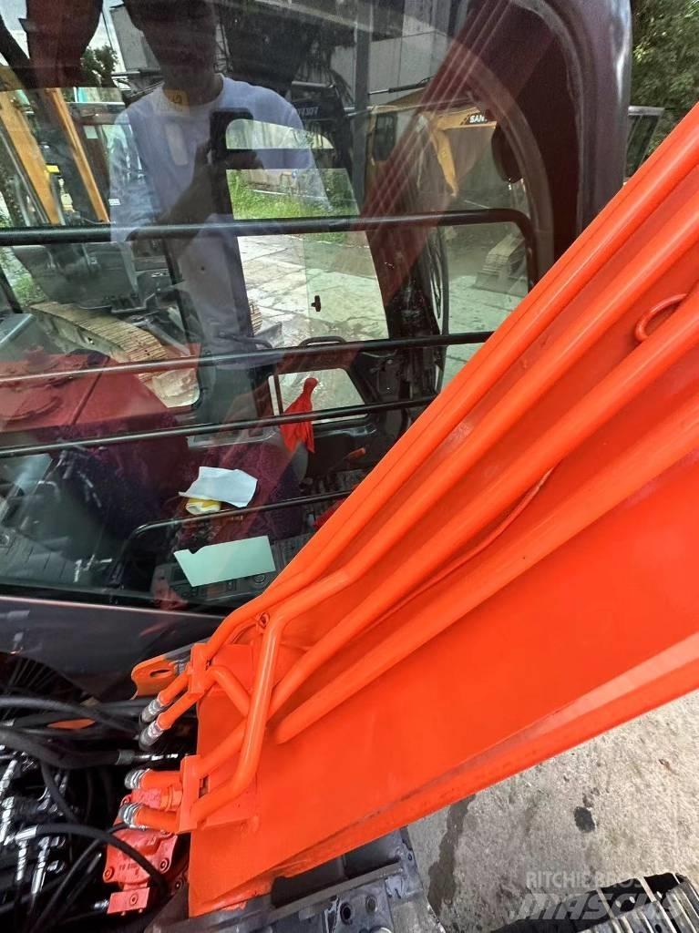 Hitachi ZX 70 Pásová rýpadla