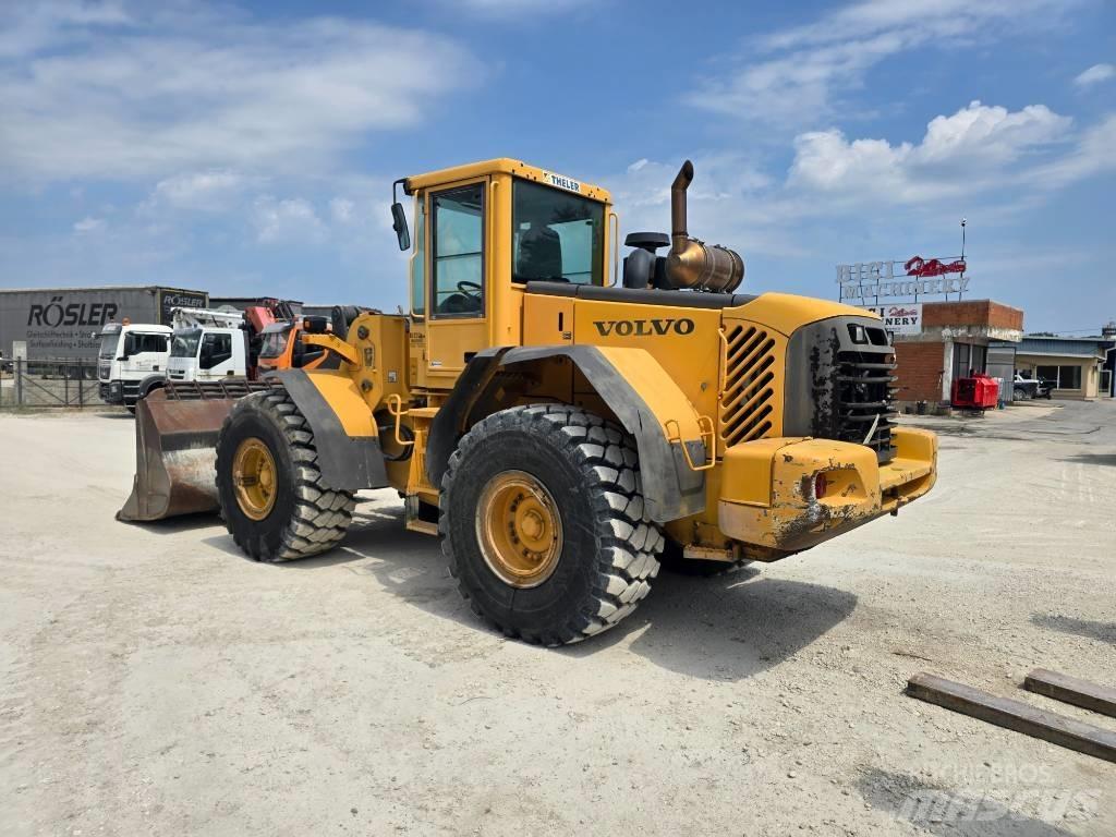 Volvo L 120 E Kolové nakladače
