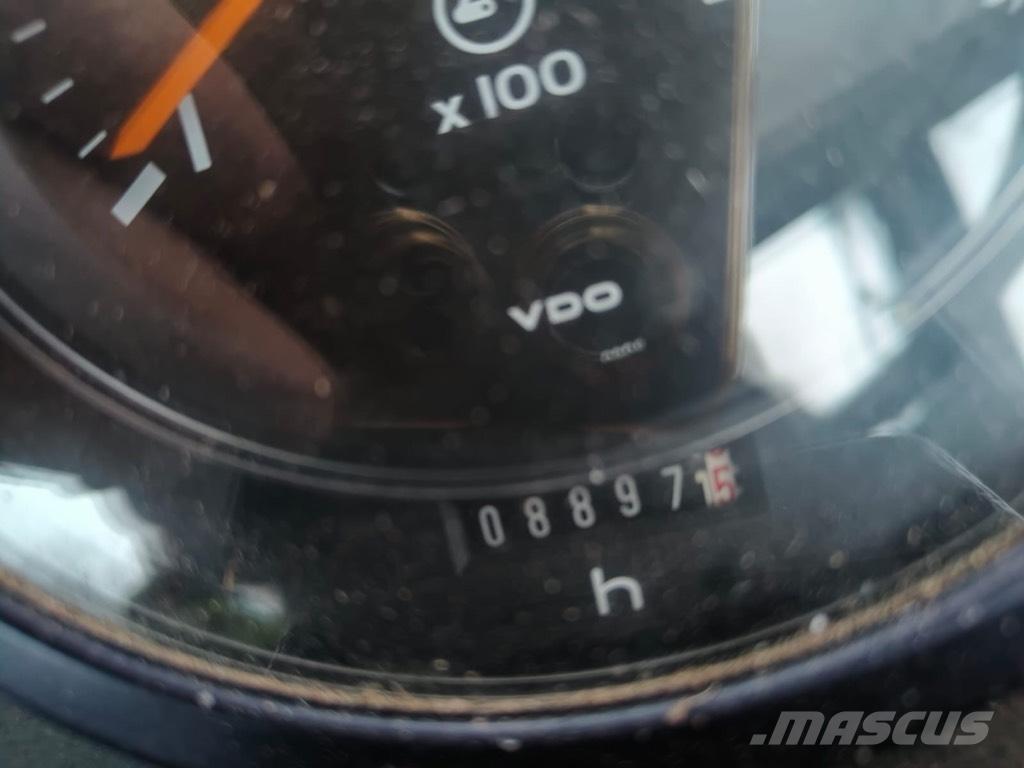 Valmet 805 GLOZ Traktory