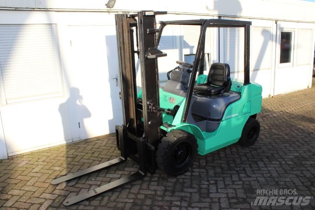 Mitsubishi FD25N Dieselové vozíky