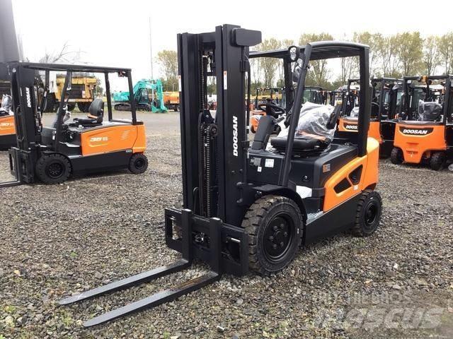 Doosan D25S-9 Dieselové vozíky