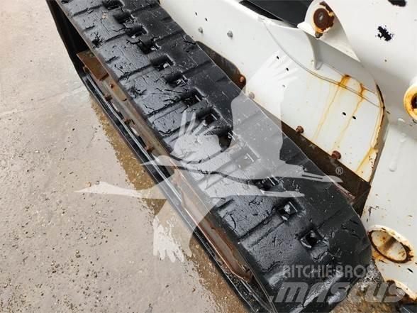 Bobcat T590 Smykem řízené nakladače