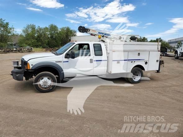 Ford F550 XL Stavebnictví - ostatní